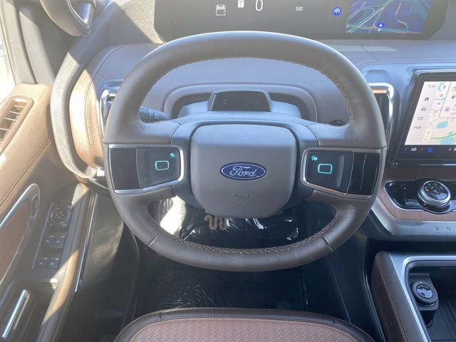 2026 Star White Metallic Tri-Coat Ford Expedition Max King Ranch 4X4 SUV