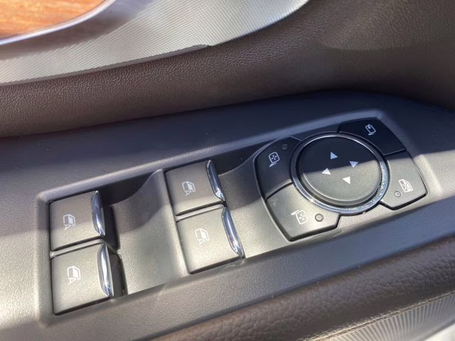 2026 Star White Metallic Tri-Coat Ford Expedition Max King Ranch 4X4 SUV