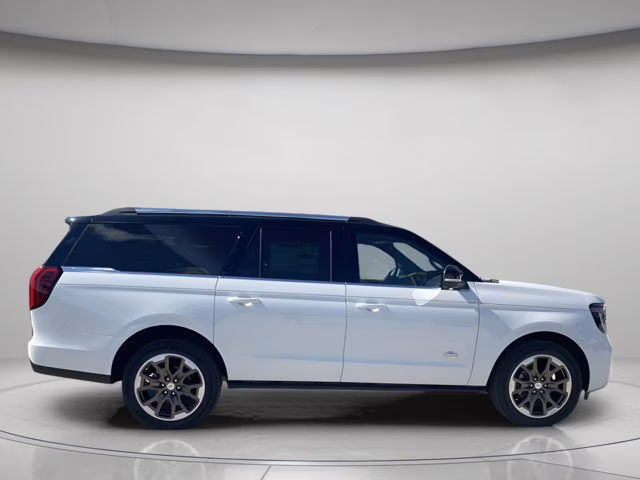 2026 Star White Metallic Tri-Coat Ford Expedition Max King Ranch 4X4 SUV