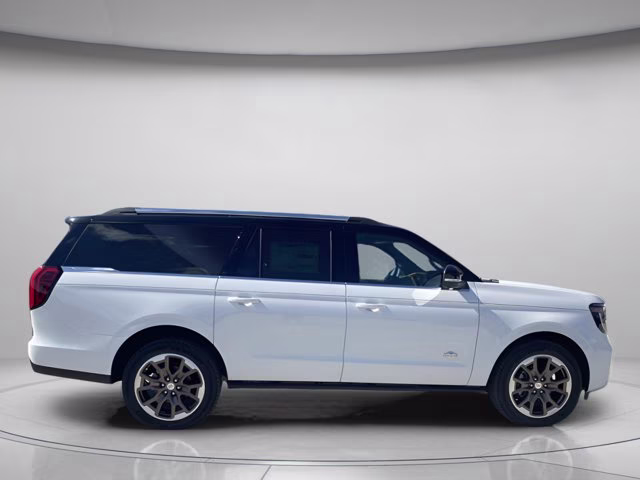 2026 Star White Metallic Tri-Coat Ford Expedition Max King Ranch 4X4 SUV