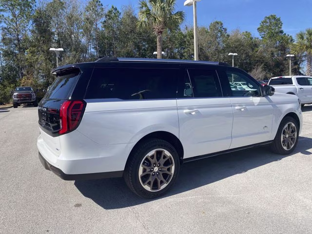 2026 Star White Metallic Tri-Coat Ford Expedition Max King Ranch 4X4 SUV