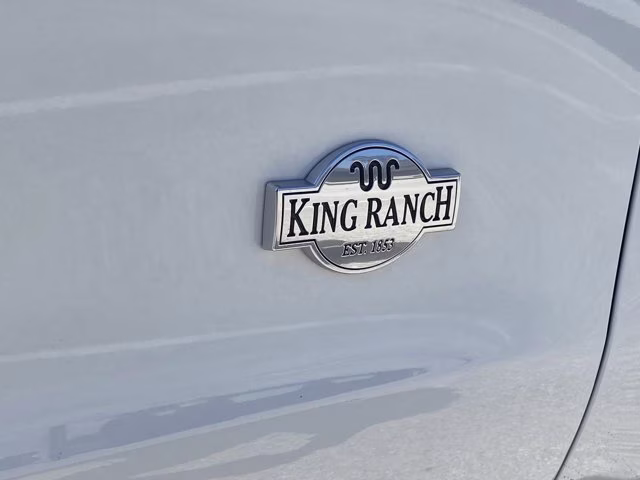 2026 Star White Metallic Tri-Coat Ford Expedition Max King Ranch 4X4 SUV
