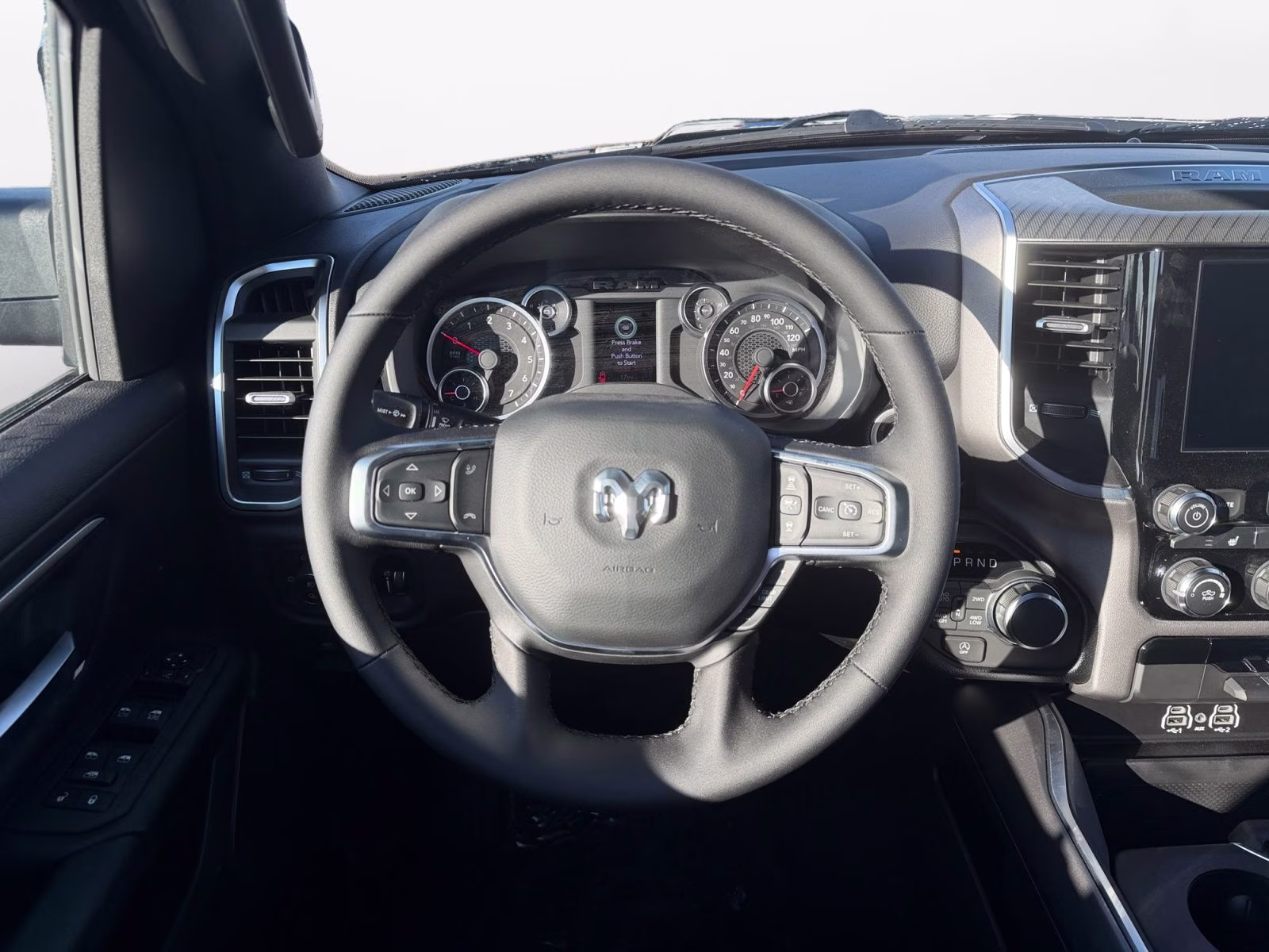 2026 Diamond Black Crystal Pearlcoat Ram 1500 Big Horn/Lone Star 4X4 Truck