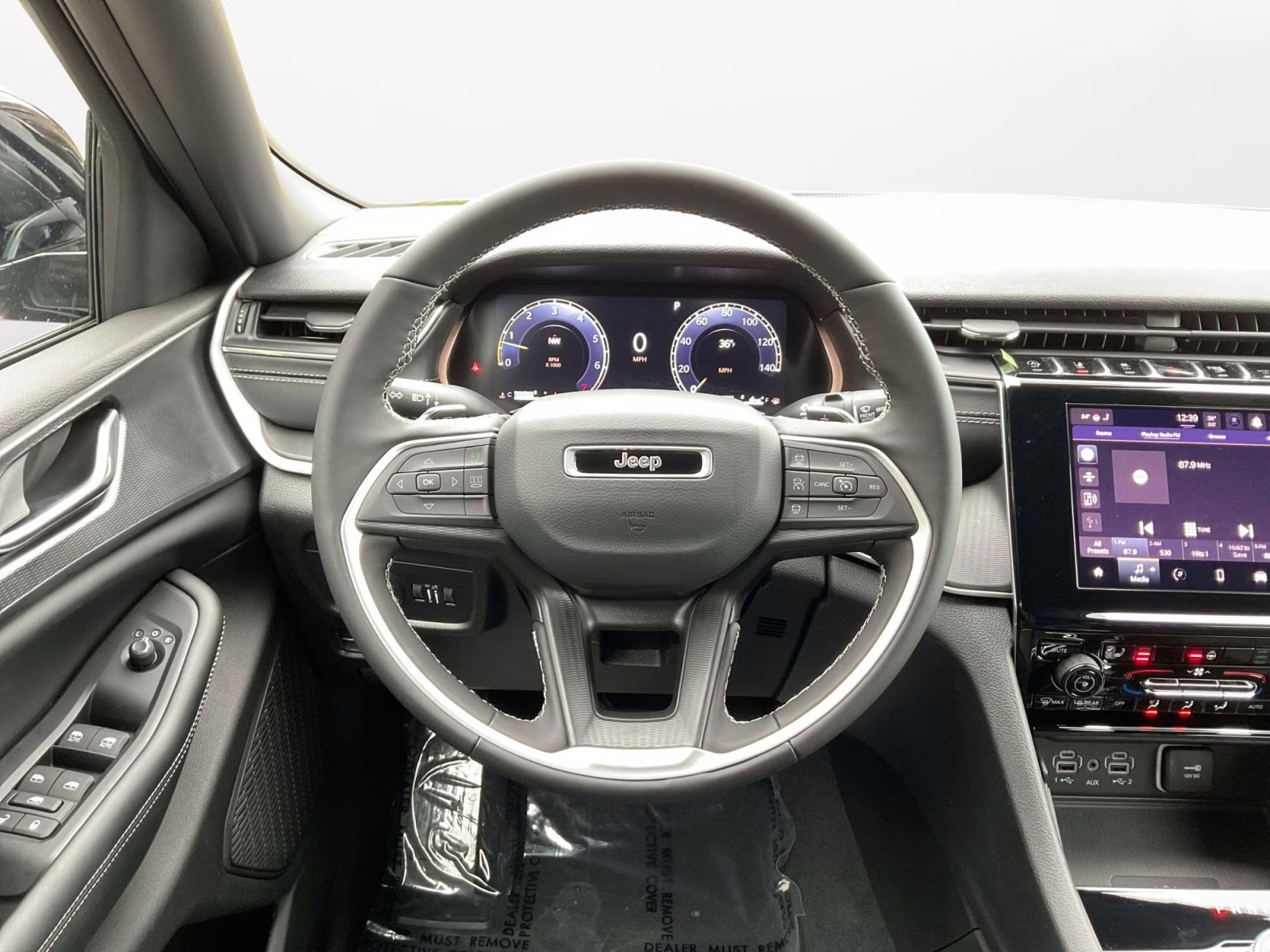 2025 Diamond Black Crystal Pearlcoat Jeep Grand Cherokee Altitude X 4X4 SUV