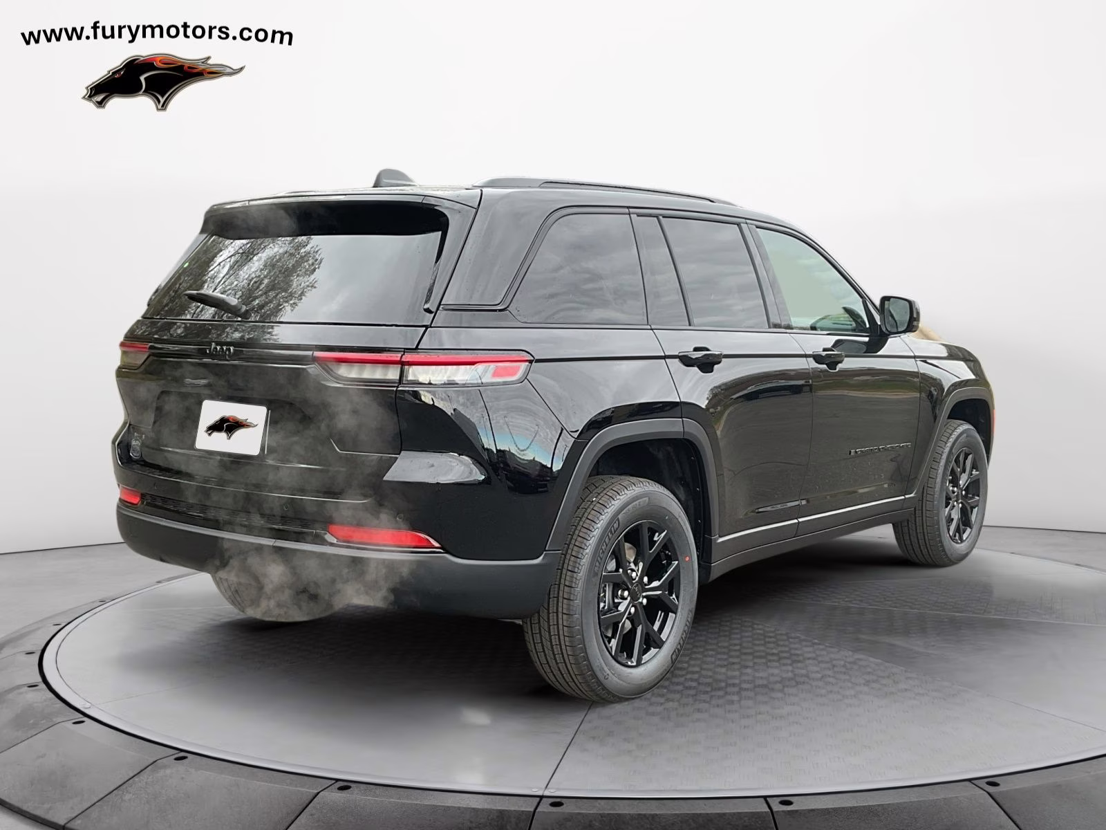 2025 Diamond Black Crystal Pearlcoat Jeep Grand Cherokee Altitude X 4X4 SUV