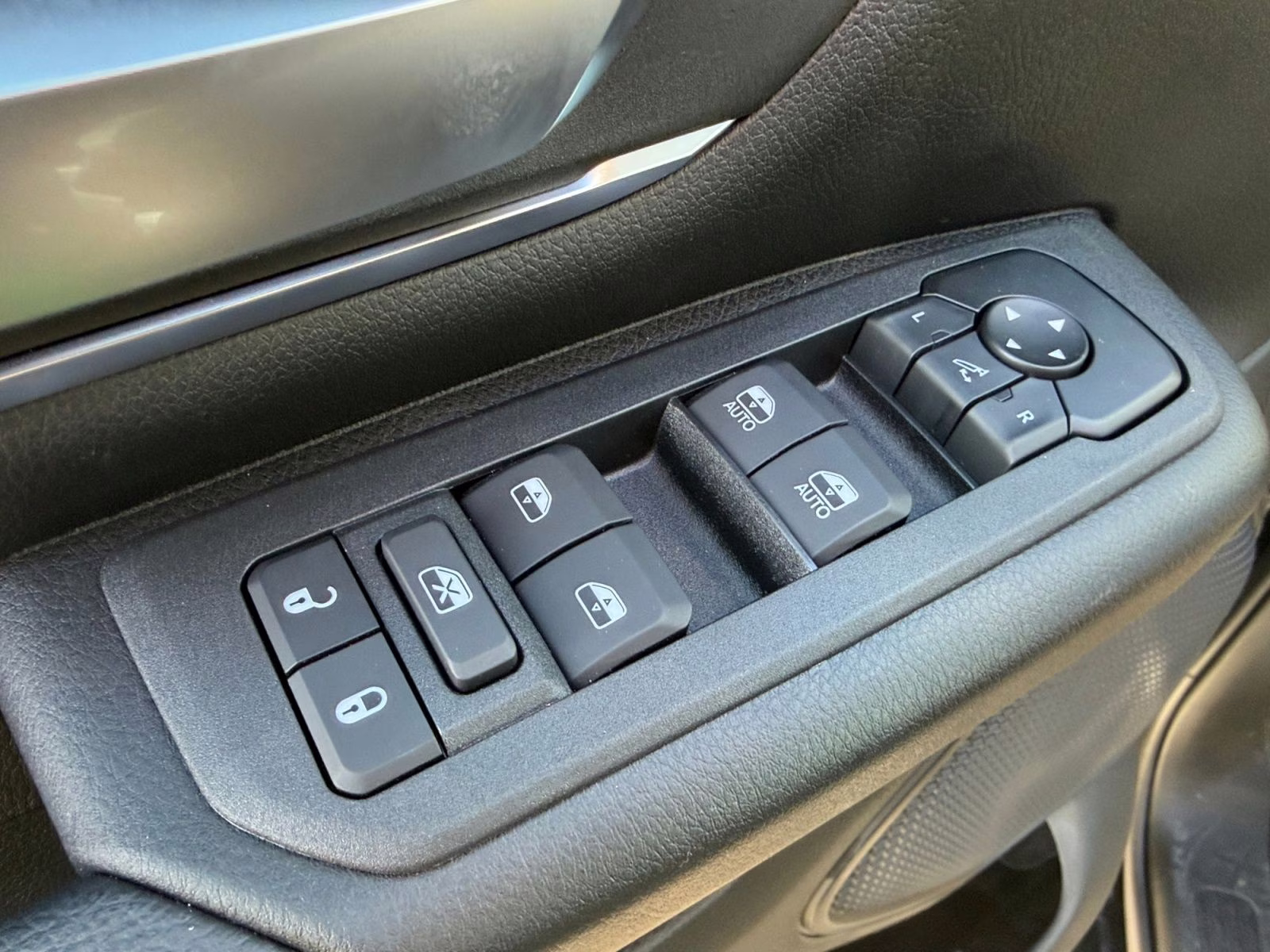 2026 Diamond Black Crystal Pearlcoat Ram 1500 Big Horn/Lone Star 4X4 Truck