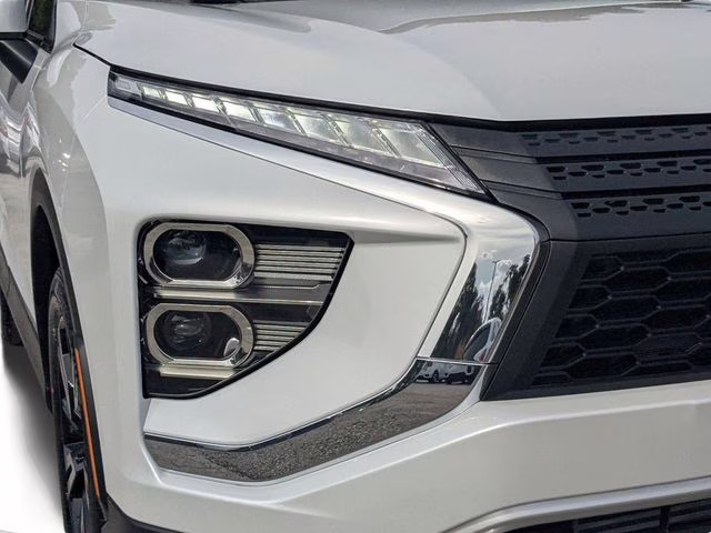 2026 White Diamond Mitsubishi Eclipse Cross SE 4X4 SUV