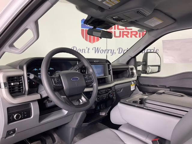 2026 Oxford White Ford Super Duty F-550 DRW XL 4X4 Chassis