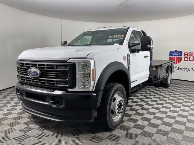 2026 Oxford White Ford Super Duty F-550 DRW XL 4X4 Chassis
