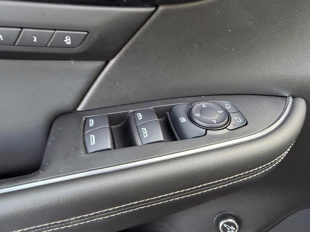 2021 Cinnabar Metallic Buick Envision Essence FWD SUV