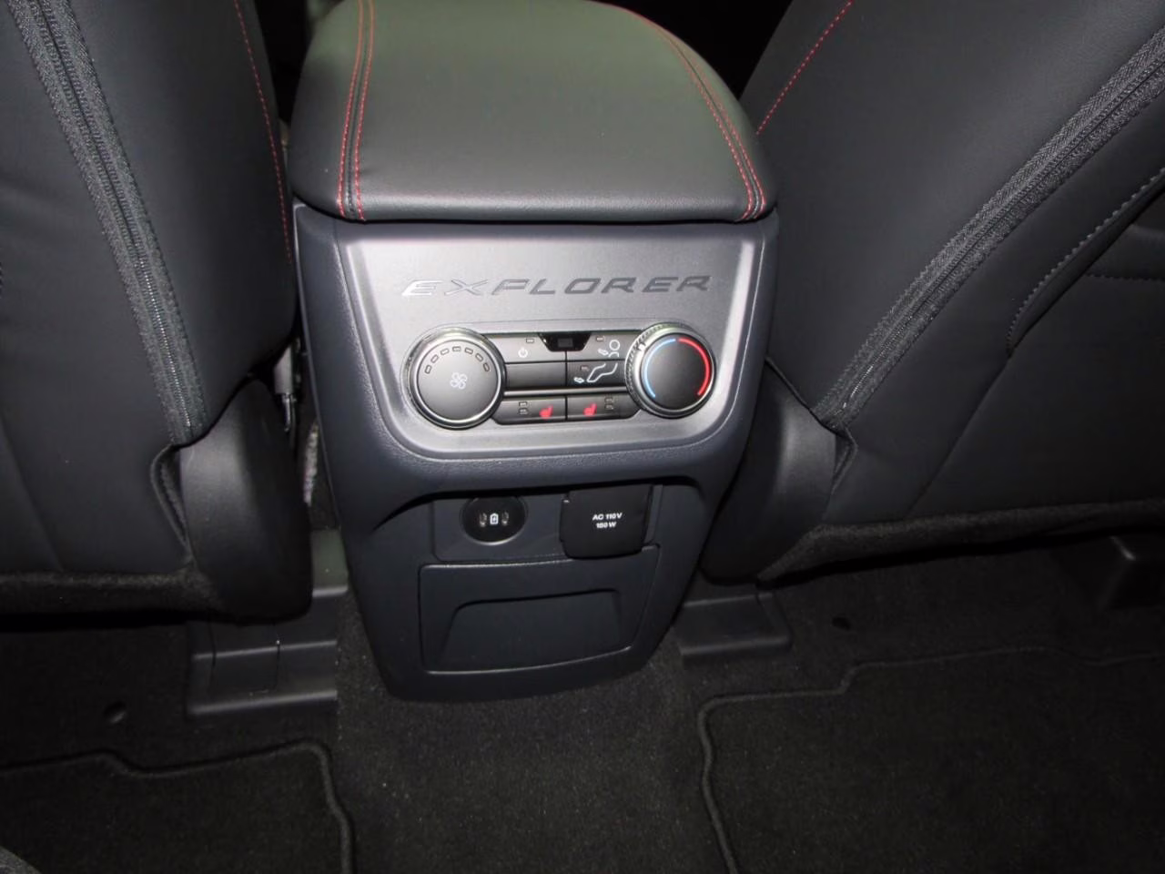 2026 Rapid Red Metallic Tinted Clearcoat Ford Explorer ST-Line 4X4 SUV