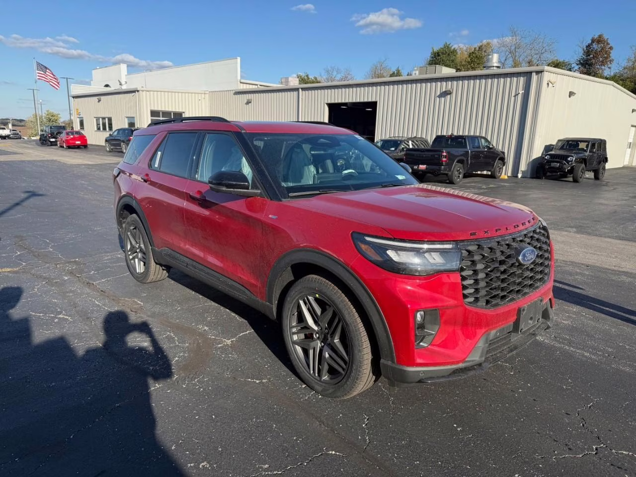 2026 Rapid Red Metallic Tinted Clearcoat Ford Explorer ST-Line 4X4 SUV