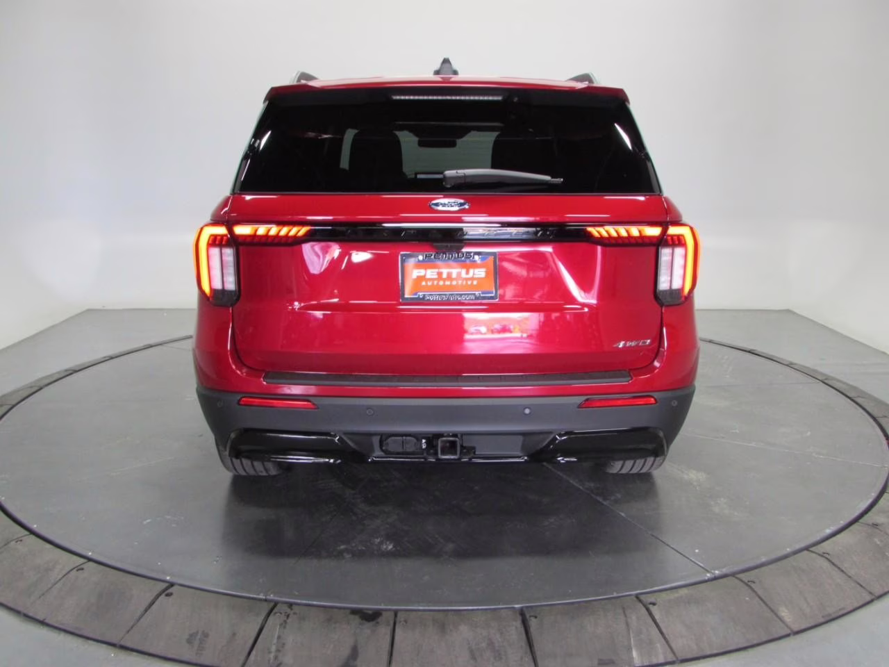 2026 Rapid Red Metallic Tinted Clearcoat Ford Explorer ST-Line 4X4 SUV