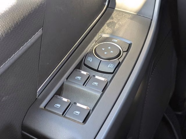 2025 Oxford White Ford F-150 XLT 4X4 Truck