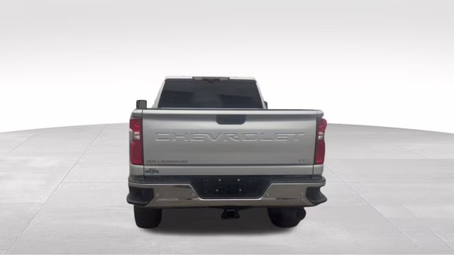 2021 Silver Ice Metallic Chevrolet Silverado 2500HD LTZ 4X4 Truck