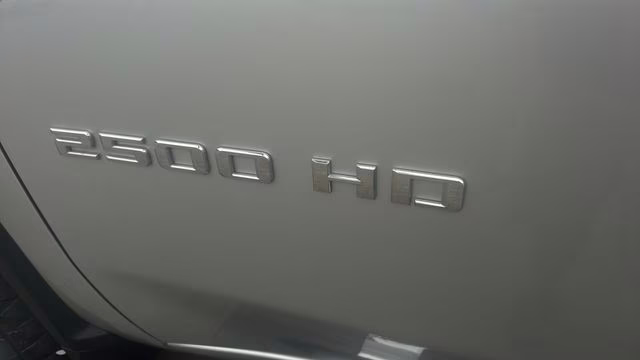 2021 Silver Ice Metallic Chevrolet Silverado 2500HD LTZ 4X4 Truck
