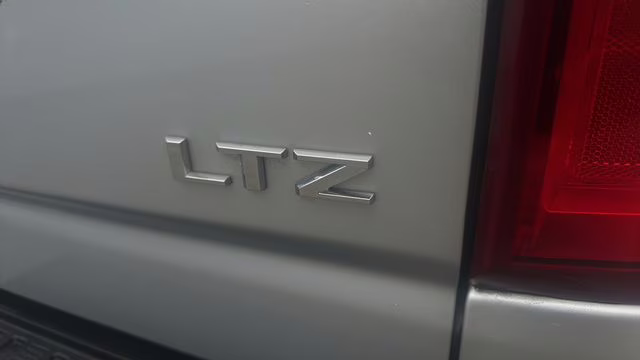 2021 Silver Ice Metallic Chevrolet Silverado 2500HD LTZ 4X4 Truck