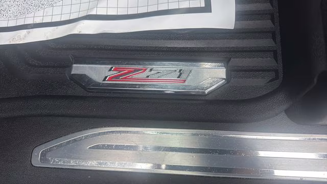 2021 Silver Ice Metallic Chevrolet Silverado 2500HD LTZ 4X4 Truck