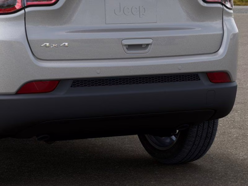 2026 silver zynith metallic clearcoat Jeep Compass Limited 4X4 SUV