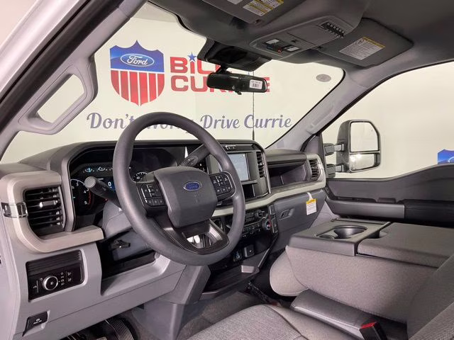 2026 Oxford White Ford Super Duty F-350 SRW XL 4X4 Truck