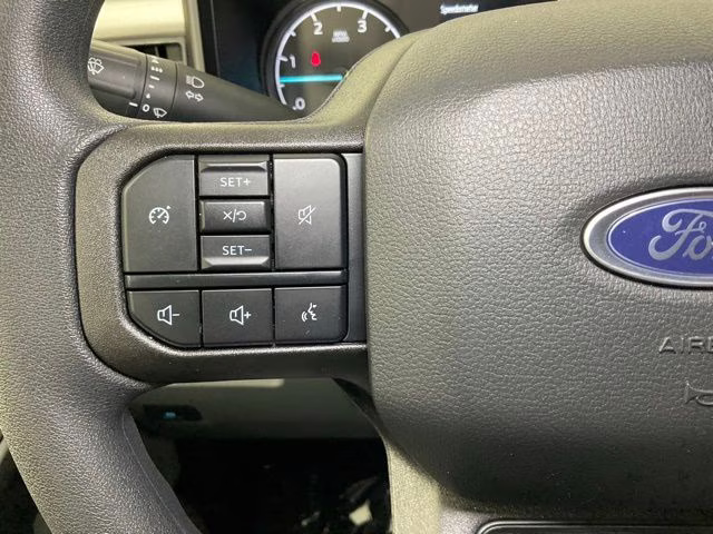 2026 Oxford White Ford Super Duty F-350 SRW XL 4X4 Truck