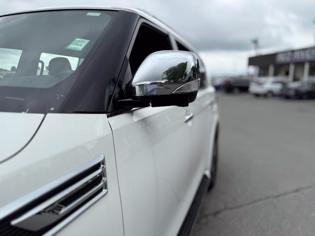 2024 Moonstone White INFINITI QX80 SENSORY 4X4 SUV