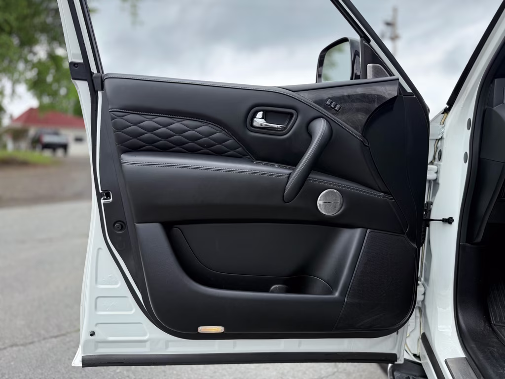 2024 Moonstone White INFINITI QX80 SENSORY 4X4 SUV