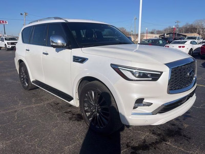 2024 Moonstone White INFINITI QX80 SENSORY 4X4 SUV