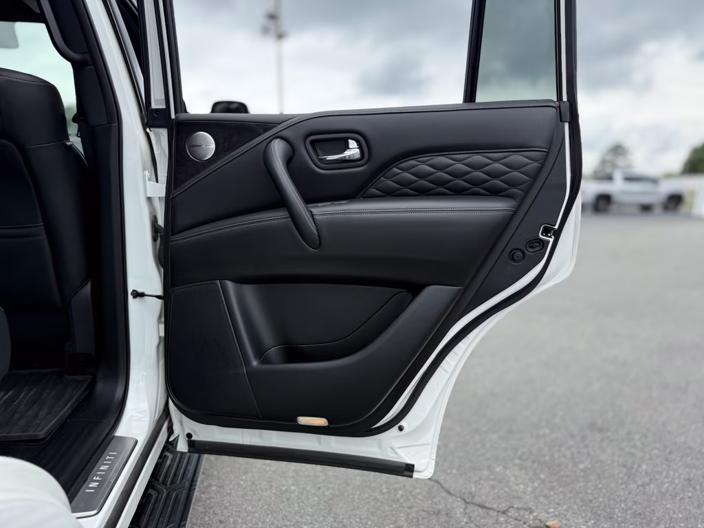 2024 Moonstone White INFINITI QX80 SENSORY 4X4 SUV