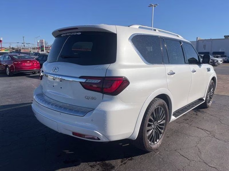 2024 Moonstone White INFINITI QX80 SENSORY 4X4 SUV