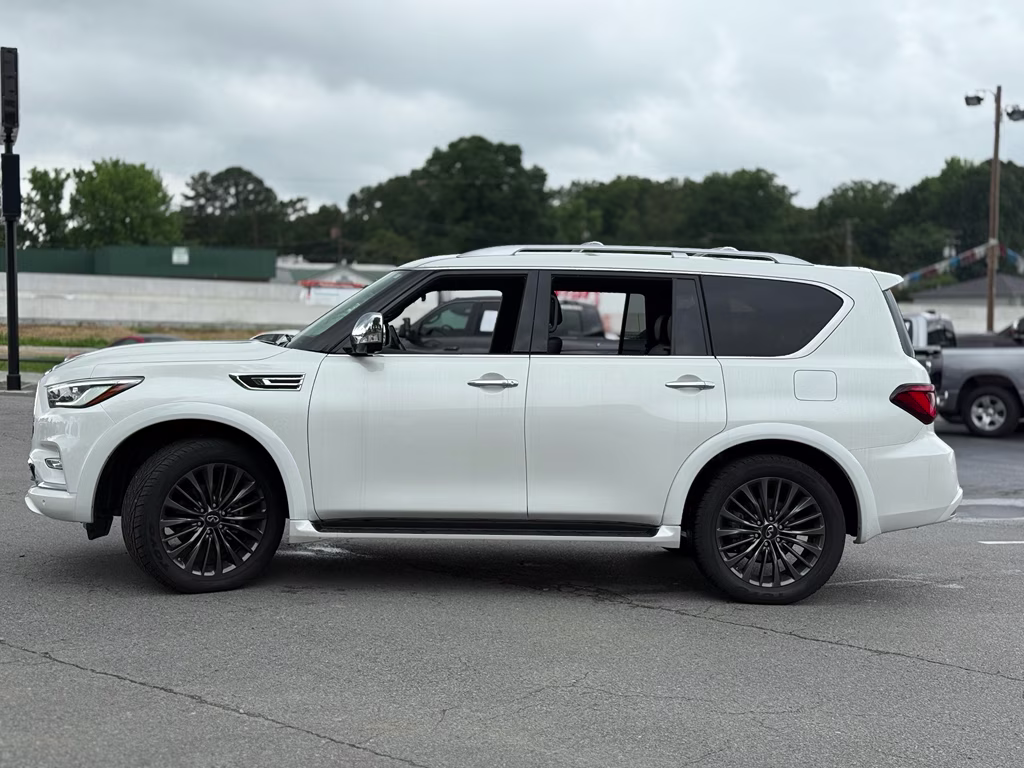 2024 Moonstone White INFINITI QX80 SENSORY 4X4 SUV