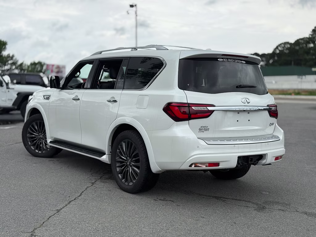 2024 Moonstone White INFINITI QX80 SENSORY 4X4 SUV