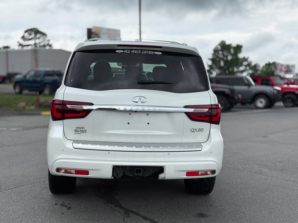 2024 Moonstone White INFINITI QX80 SENSORY 4X4 SUV