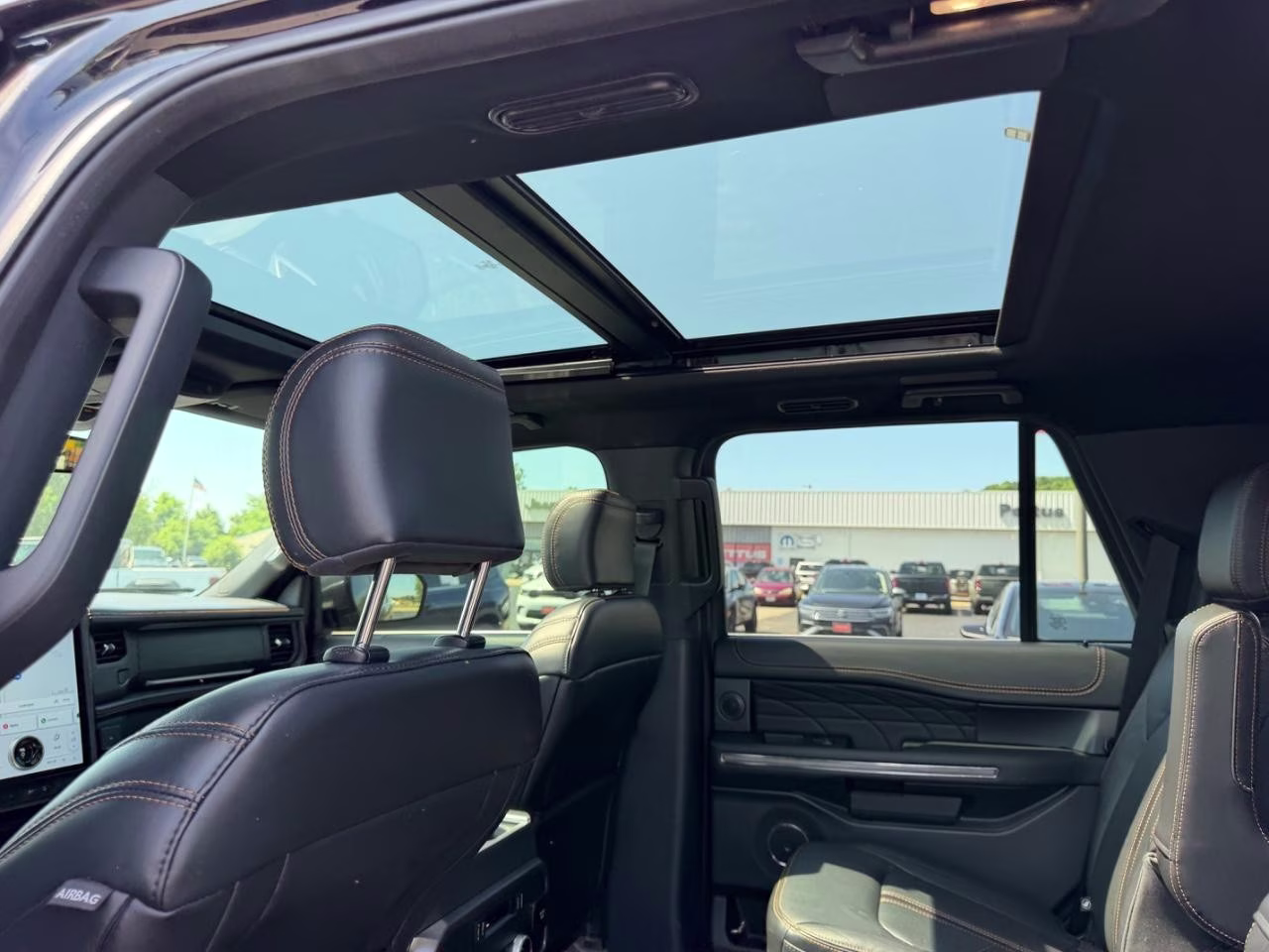 2023 Agate Black Metallic Ford Expedition Platinum 4X4 SUV