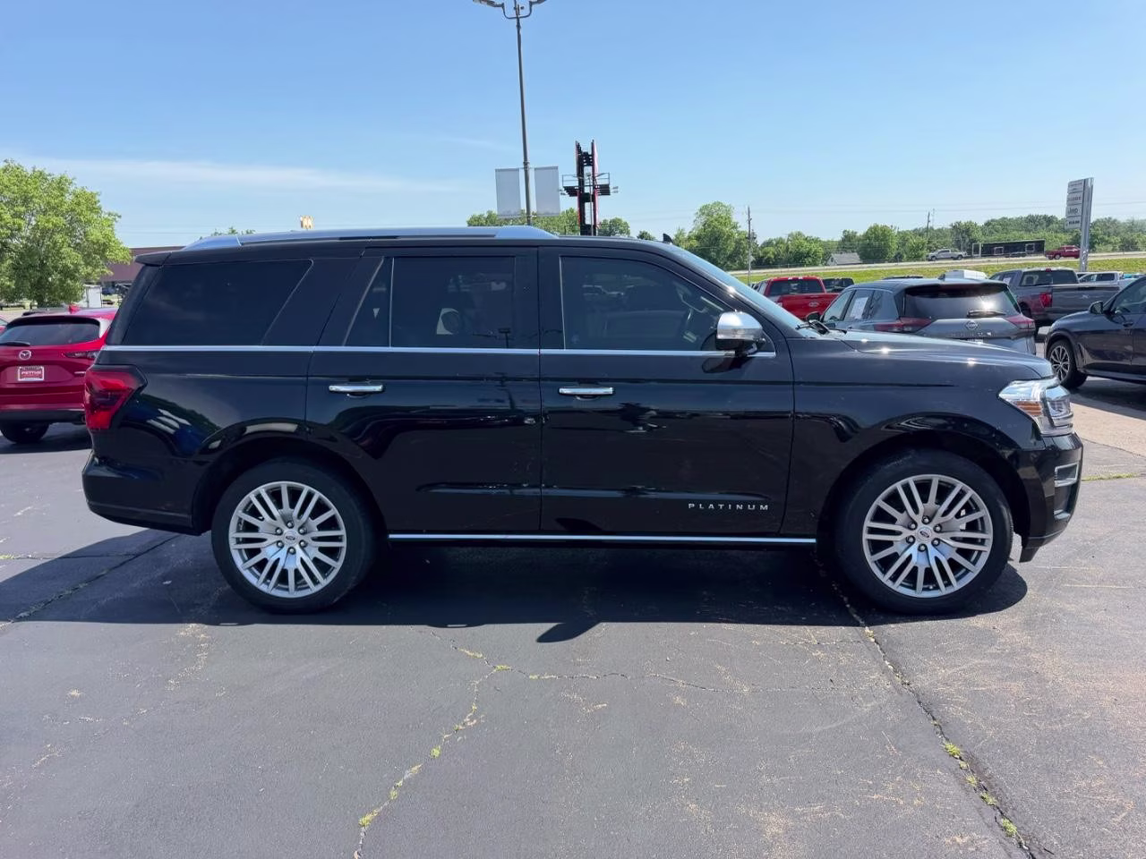 2023 Agate Black Metallic Ford Expedition Platinum 4X4 SUV