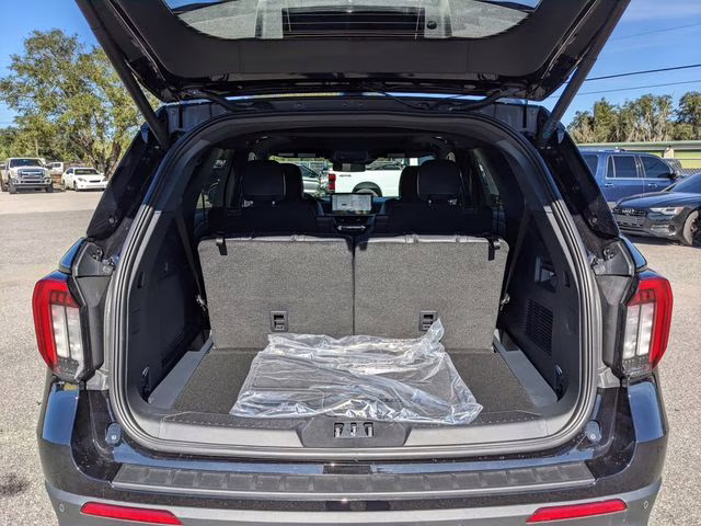 2026 Agate Black Metallic Ford Explorer ST 4X4 SUV