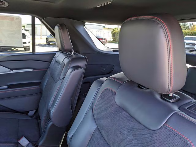 2026 Agate Black Metallic Ford Explorer ST 4X4 SUV