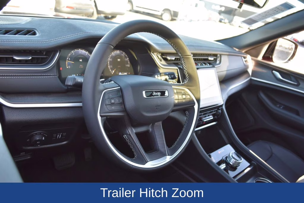 2025 Velvet Red Pearlcoat Jeep Grand Cherokee Limited 4X4 SUV