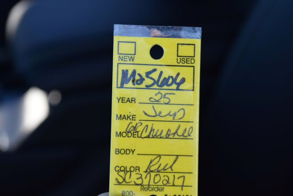 2025 Velvet Red Pearlcoat Jeep Grand Cherokee Limited 4X4 SUV