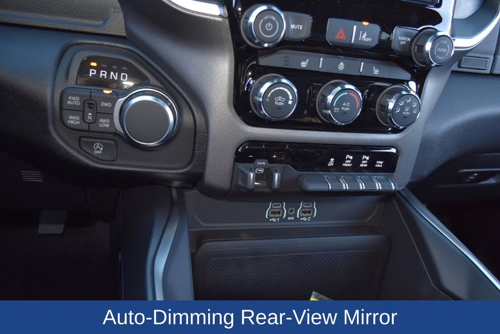 2026 Granite Crystal Metallic Clearcoat Ram 1500 Big Horn/Lone Star 4X4 Truck