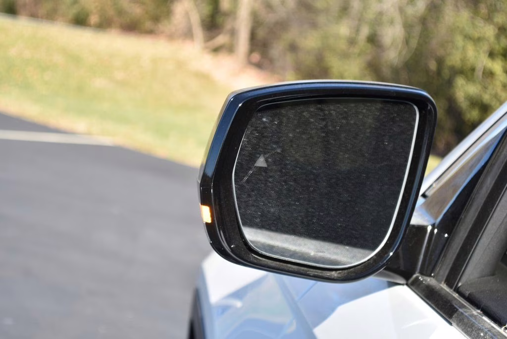 2025 Bright White Clearcoat Jeep Grand Cherokee Limited 4X4 SUV