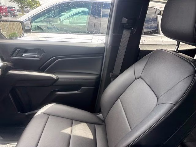 2023 Sterling Metallic GMC Canyon Elevation 4X4 Truck