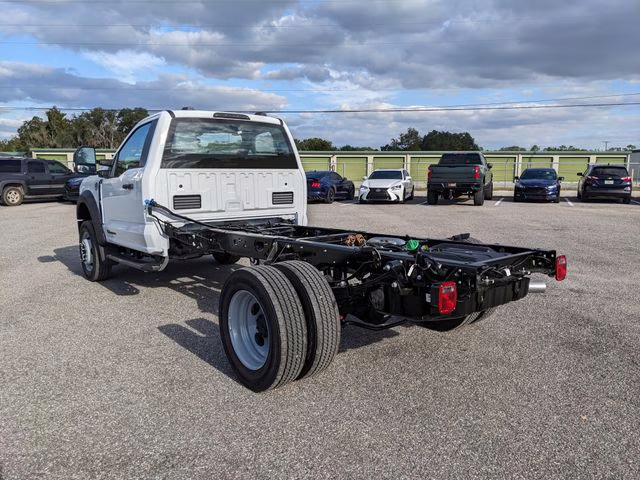2026 Oxford White Ford Super Duty F-450 DRW XL 4X4 Chassis