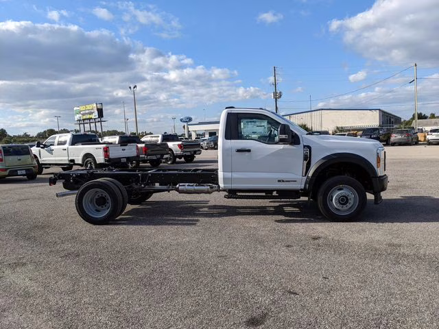 2026 Oxford White Ford Super Duty F-450 DRW XL 4X4 Chassis