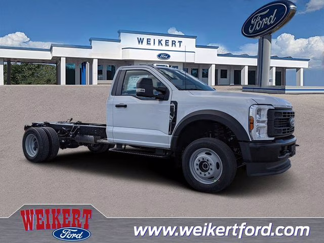 2026 Oxford White Ford Super Duty F-550 DRW XL 4X4 Chassis