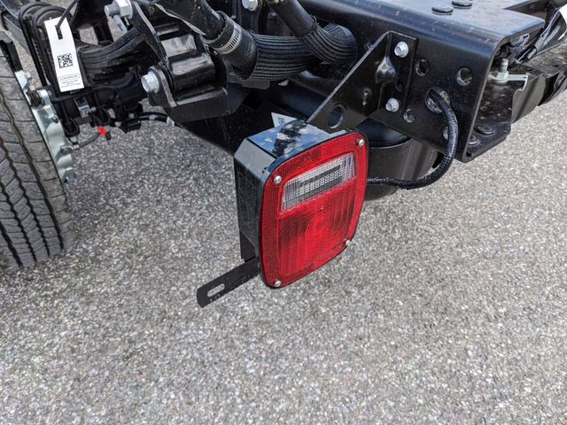 2026 Oxford White Ford Super Duty F-550 DRW XL 4X4 Chassis