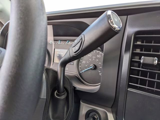 2026 Oxford White Ford Super Duty F-550 DRW XL 4X4 Chassis