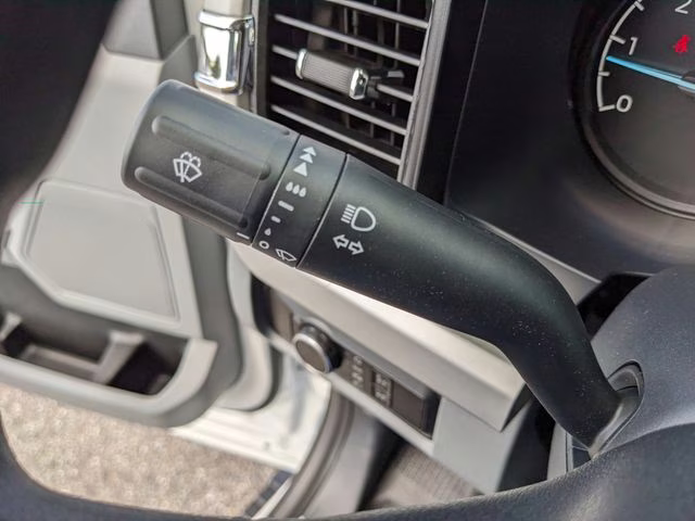 2026 Oxford White Ford Super Duty F-550 DRW XL 4X4 Chassis