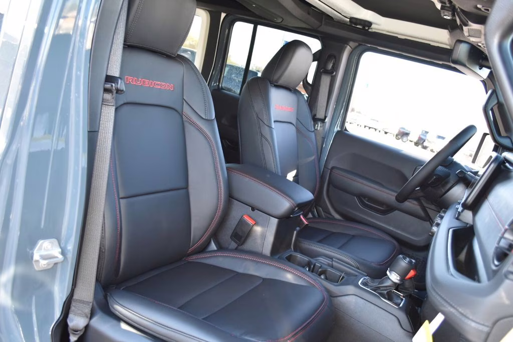 2026 Anvil Clear Coat Jeep Wrangler Rubicon X 4X4 SUV