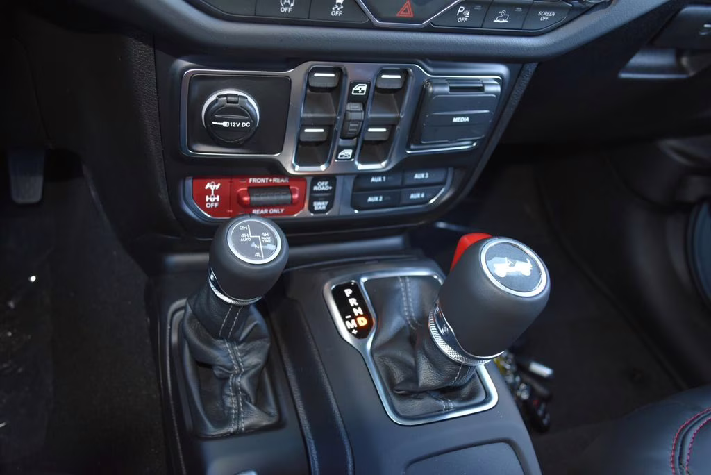 2026 Anvil Clear Coat Jeep Wrangler Rubicon X 4X4 SUV